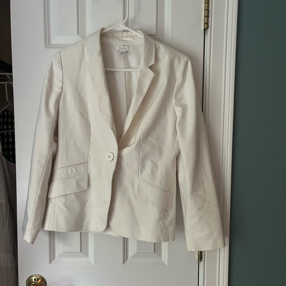Elegant White Blazer